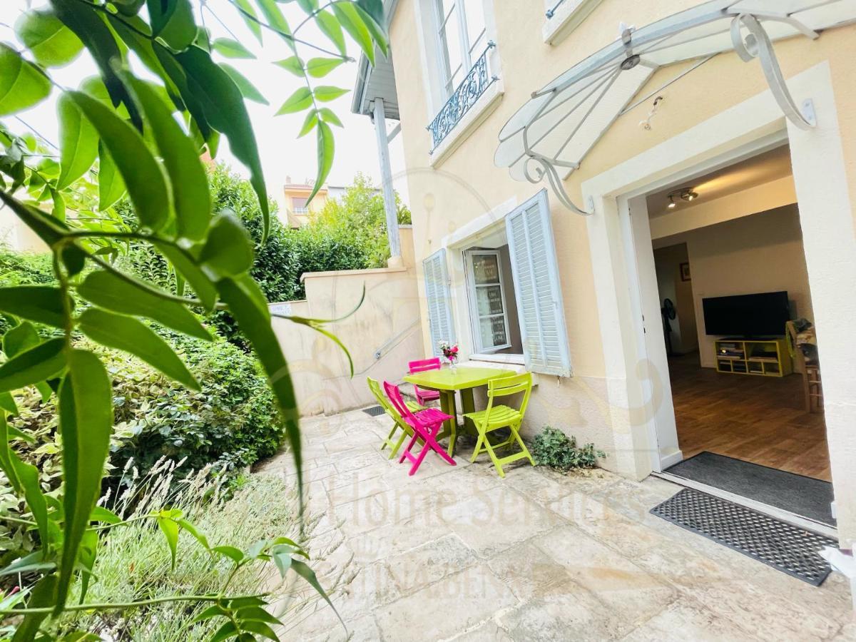 Le Jardin Croix Roussien Apartment Lyon Luaran gambar
