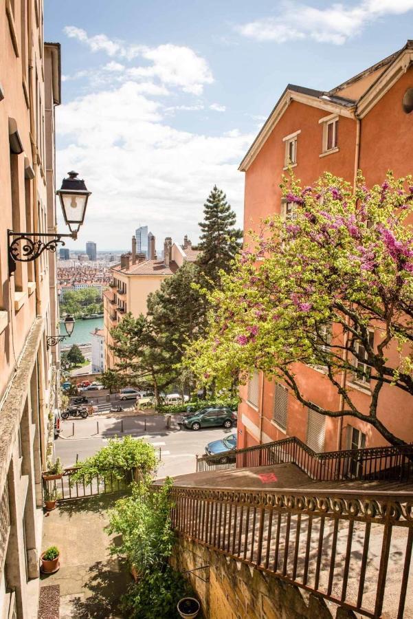 Le Jardin Croix Roussien Apartment Lyon Luaran gambar