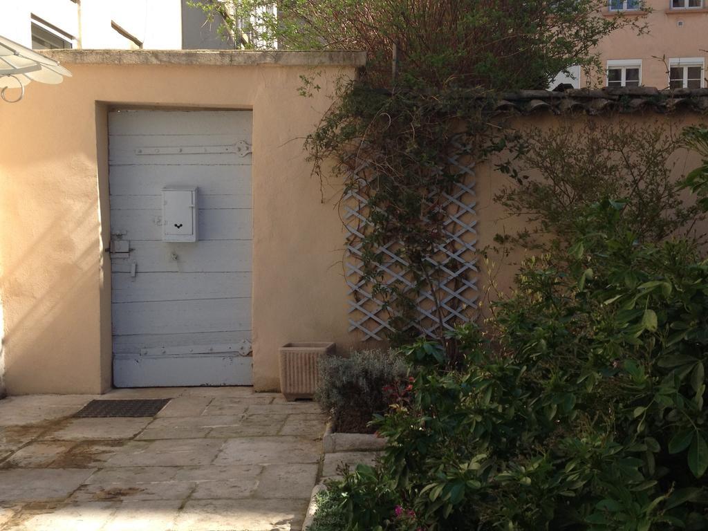 Le Jardin Croix Roussien Apartment Lyon Luaran gambar