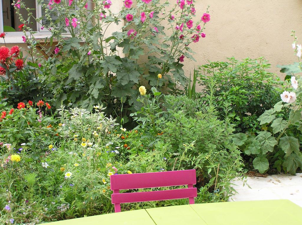 Le Jardin Croix Roussien Apartment Lyon Luaran gambar